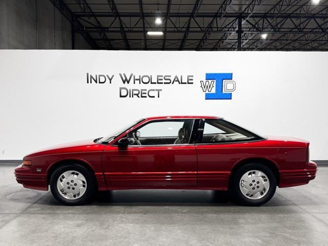 used 1995 Oldsmobile Cutlass Supreme car, priced at $7,495