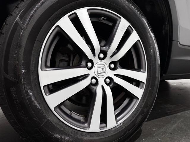 used 2018 Honda Pilot car, priced at $23,895