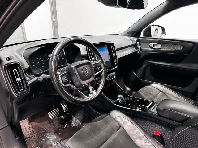 used 2020 Volvo XC40 car, priced at $19,995