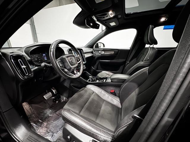 used 2020 Volvo XC40 car, priced at $19,995