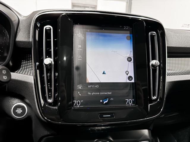 used 2020 Volvo XC40 car, priced at $19,995