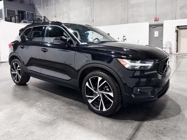 used 2020 Volvo XC40 car, priced at $19,995