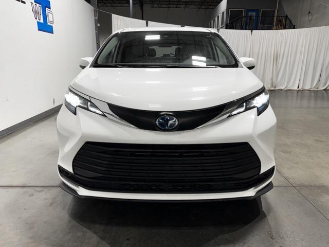 used 2022 Toyota Sienna car, priced at $49,995