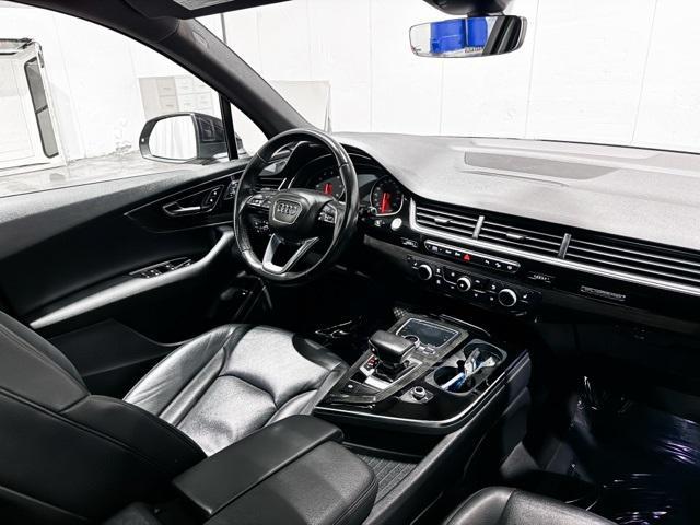 used 2019 Audi Q7 car, priced at $23,484