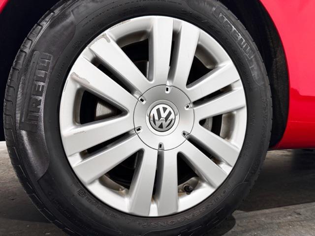 used 2009 Volkswagen Eos car, priced at $9,995