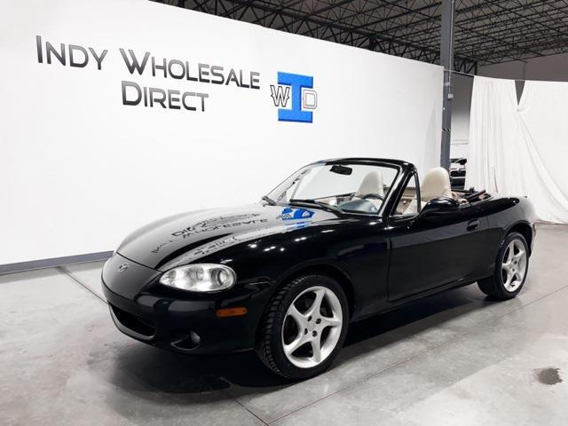 used 2001 Mazda MX-5 Miata car, priced at $13,895