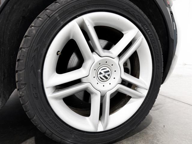 used 2004 Volkswagen New Beetle car, priced at $7,895