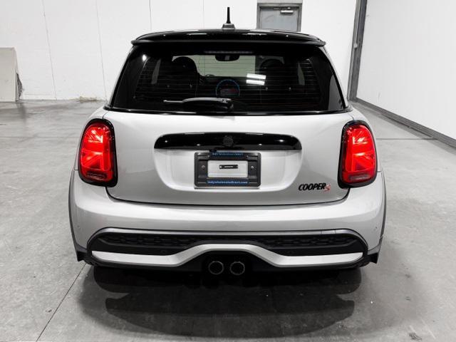 used 2024 MINI Hardtop car, priced at $29,995