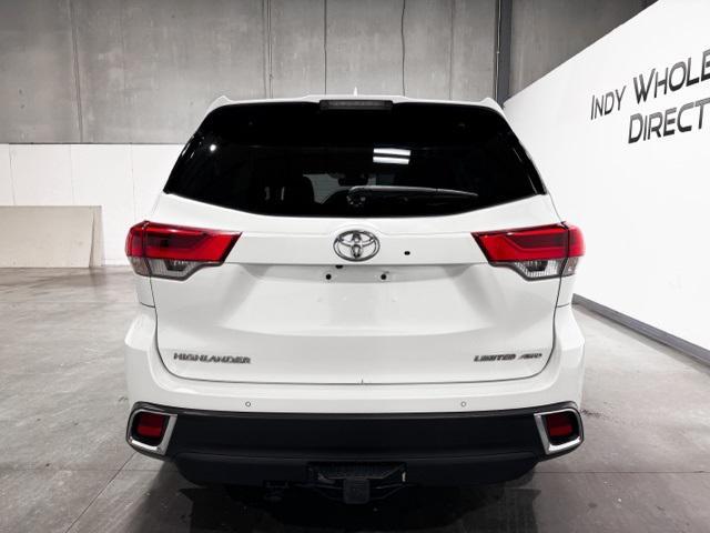 used 2019 Toyota Highlander car, priced at $31,495