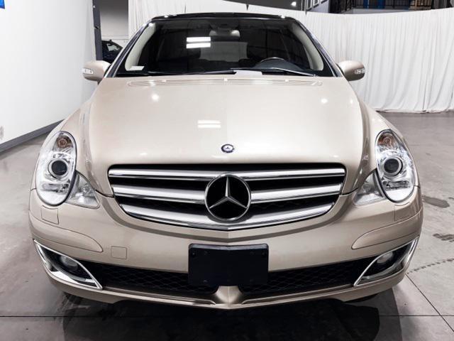 used 2006 Mercedes-Benz R-Class car, priced at $14,995