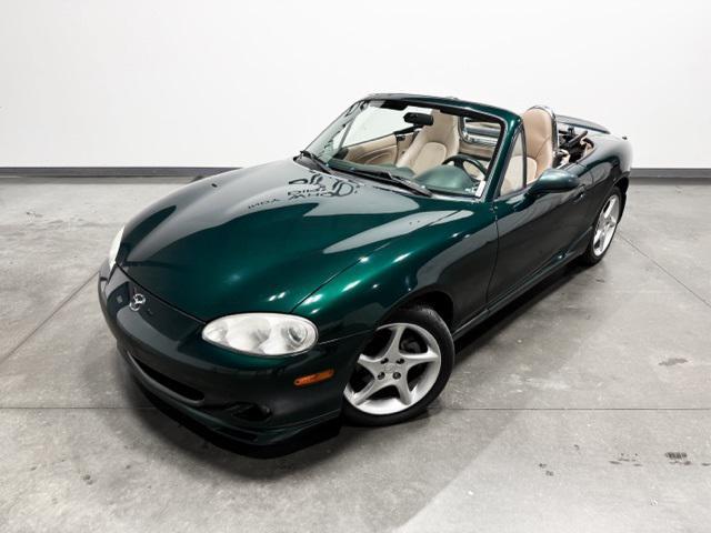 used 2001 Mazda MX-5 Miata car, priced at $13,895