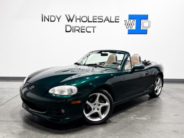 used 2001 Mazda MX-5 Miata car, priced at $13,895