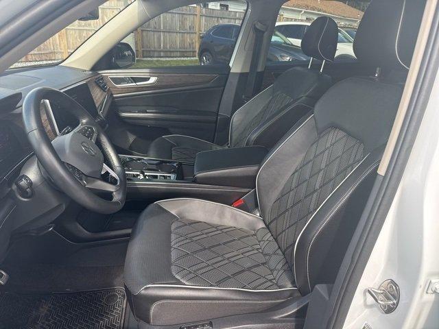 used 2024 Volkswagen Atlas car, priced at $38,787