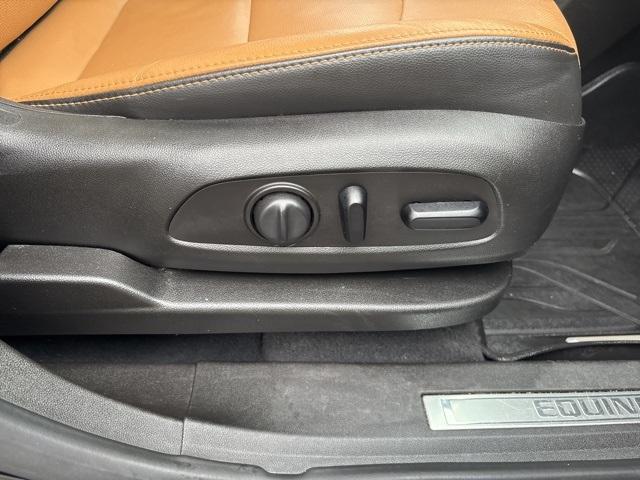 used 2021 Chevrolet Equinox car, priced at $23,988