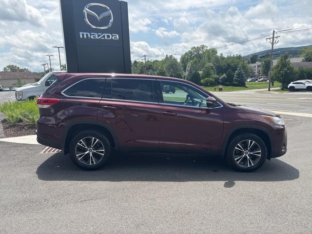 used 2019 Toyota Highlander car, priced at $22,988