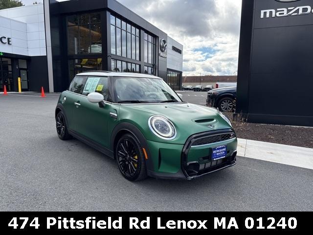 used 2024 MINI Hardtop car, priced at $27,988