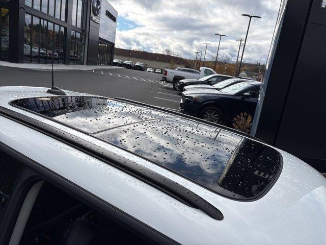 used 2024 MINI Hardtop car, priced at $27,988