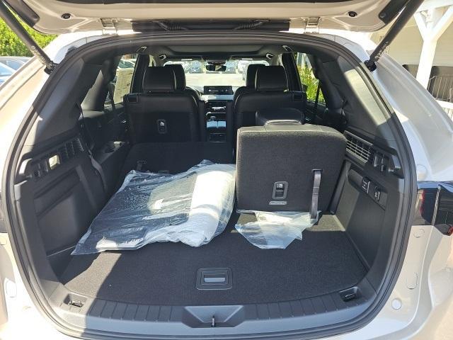 new 2025 Mazda CX-90 car, priced at $51,355