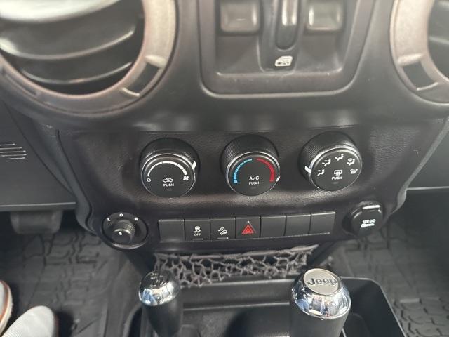 used 2015 Jeep Wrangler Unlimited car, priced at $20,988