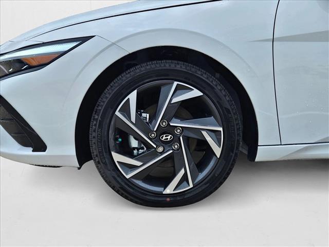 new 2025 Hyundai ELANTRA HEV car, priced at $31,132