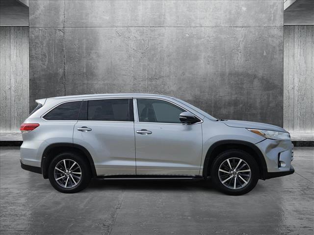 used 2018 Toyota Highlander car, priced at $15,988