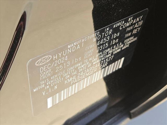 new 2025 Hyundai Sonata car, priced at $28,580