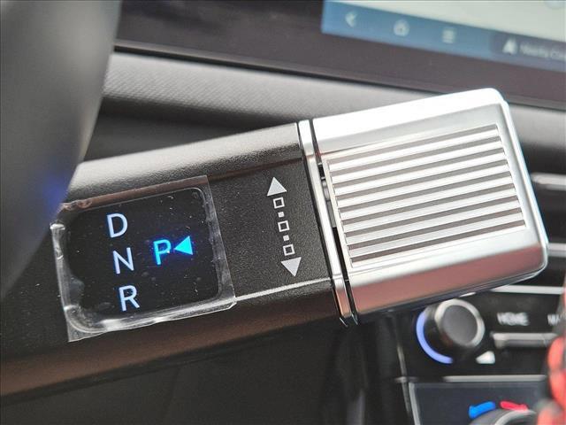 used 2025 Hyundai TUCSON Hybrid car, priced at $36,888