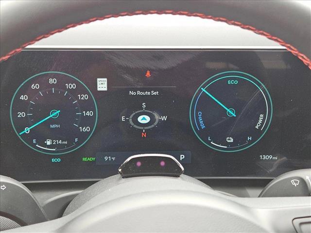 used 2025 Hyundai TUCSON Hybrid car, priced at $36,888