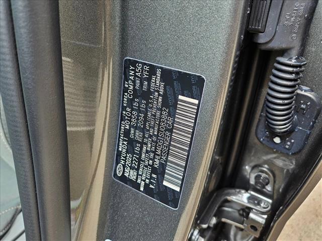 new 2025 Hyundai Elantra car, priced at $23,934