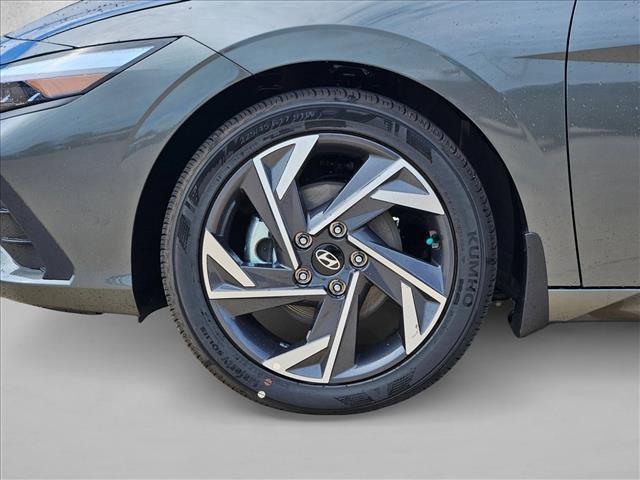 new 2025 Hyundai Elantra car, priced at $23,934