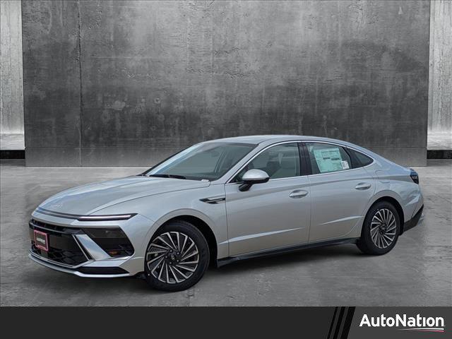 new 2025 Hyundai Sonata Hybrid car, priced at $33,010