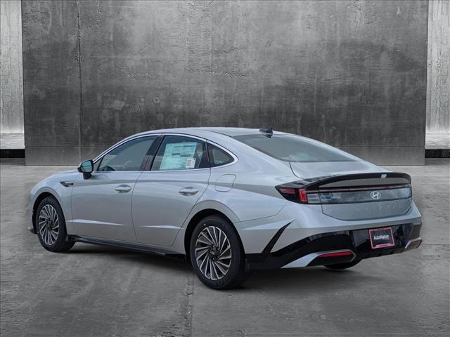 new 2025 Hyundai Sonata Hybrid car, priced at $33,010