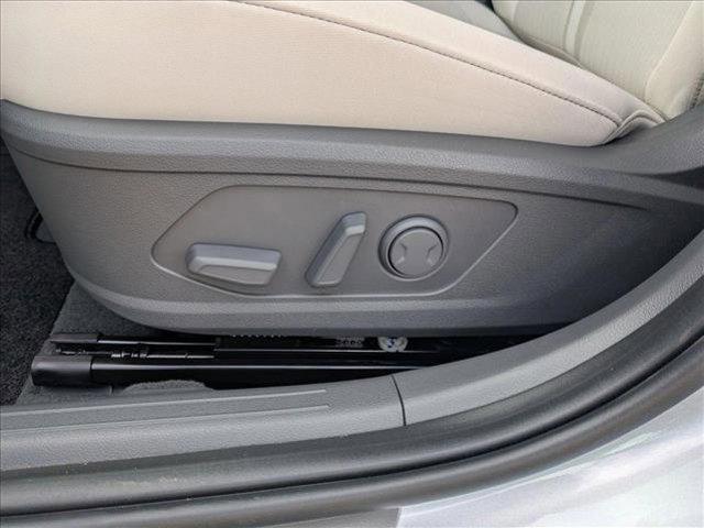 new 2025 Hyundai Sonata Hybrid car, priced at $33,010