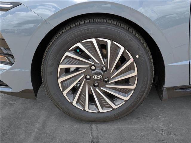 new 2025 Hyundai Sonata Hybrid car, priced at $33,080