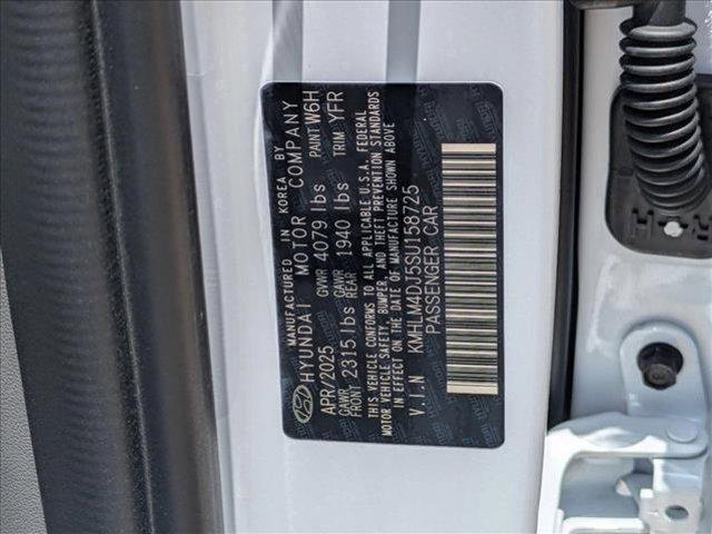 new 2025 Hyundai ELANTRA HEV car, priced at $27,710
