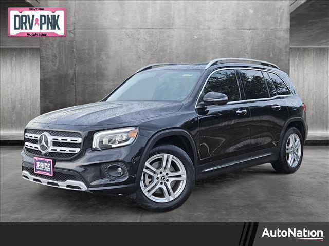 used 2020 Mercedes-Benz GLB 250 car, priced at $27,498