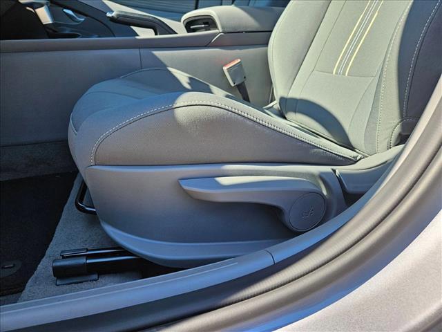 new 2025 Hyundai Elantra car, priced at $23,921