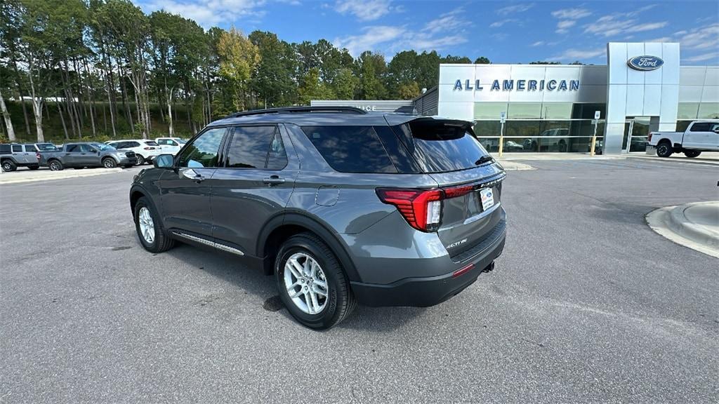 new 2025 Ford Explorer car, priced at $41,350