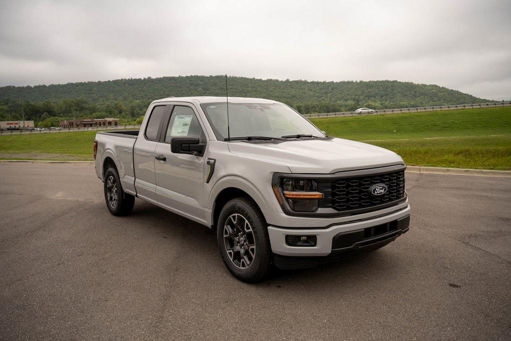 new 2024 Ford F-150 car, priced at $47,055