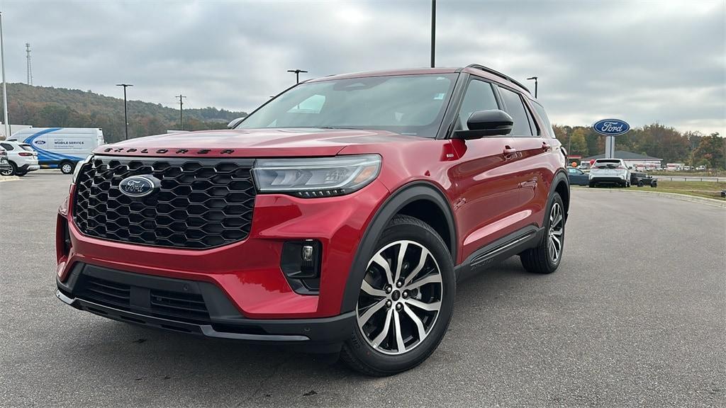 new 2025 Ford Explorer car, priced at $46,605