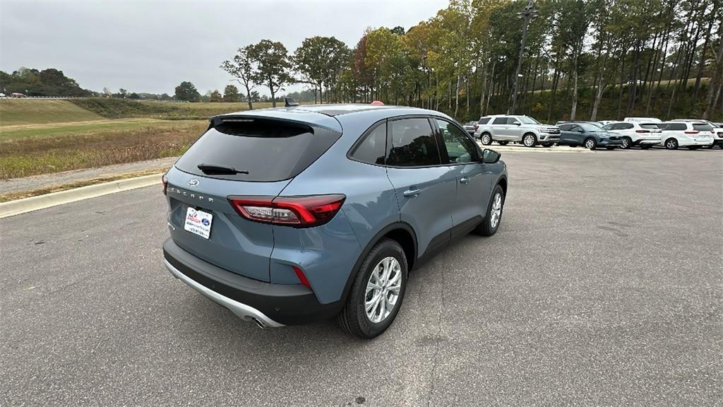 new 2025 Ford Escape car, priced at $30,830