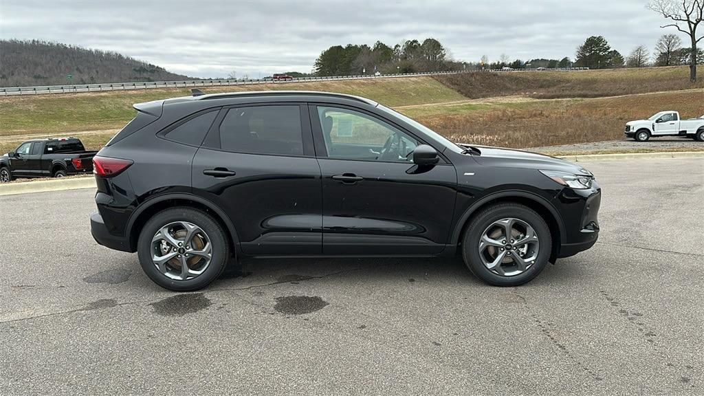 new 2025 Ford Escape car, priced at $31,980