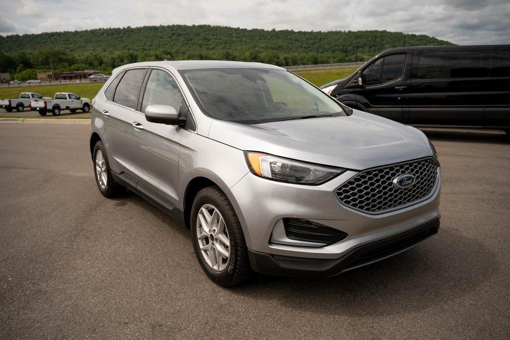 used 2023 Ford Edge car, priced at $29,995