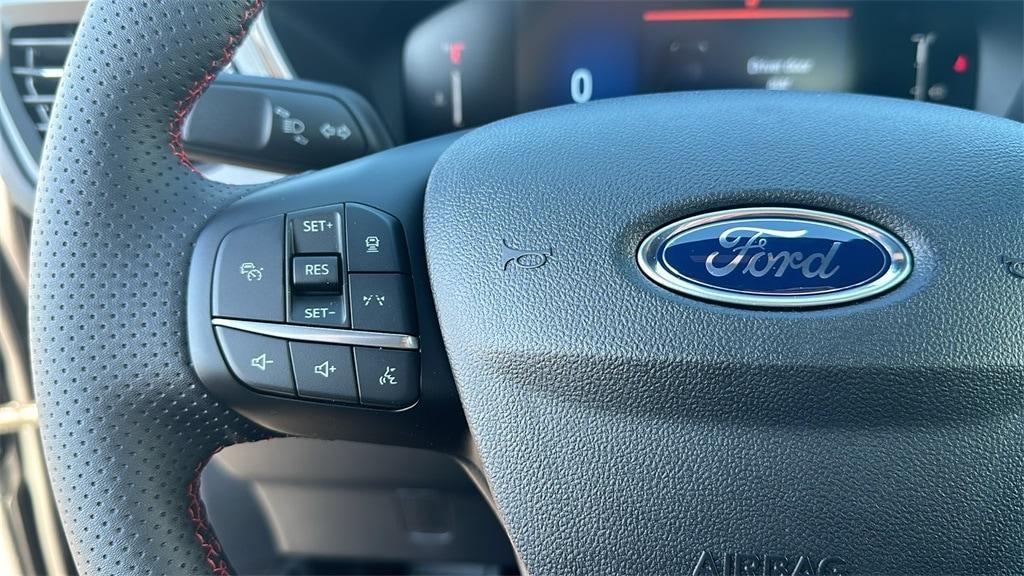 new 2025 Ford Escape car, priced at $32,820