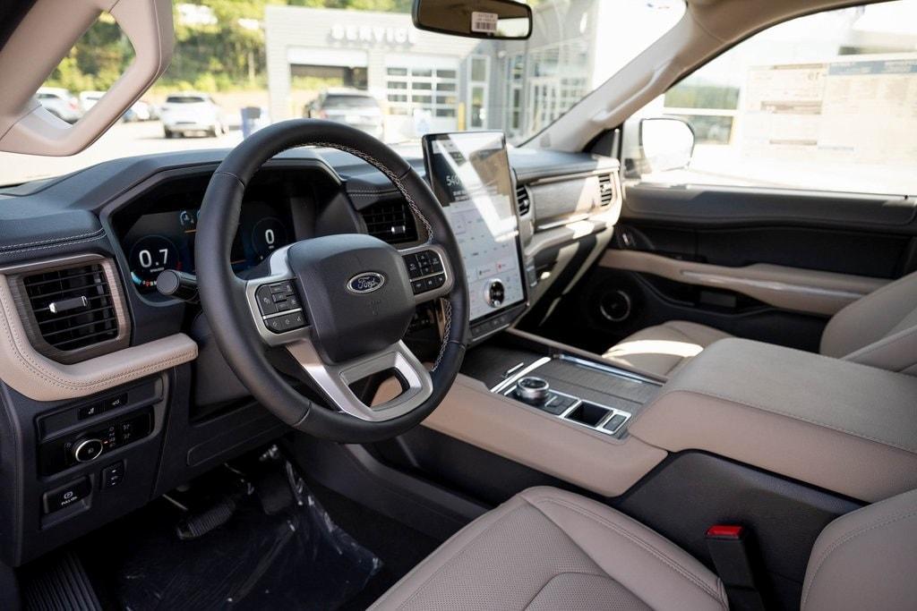 new 2024 Ford Expedition car, priced at $75,400