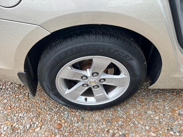 used 2015 Chevrolet Malibu car, priced at $8,200
