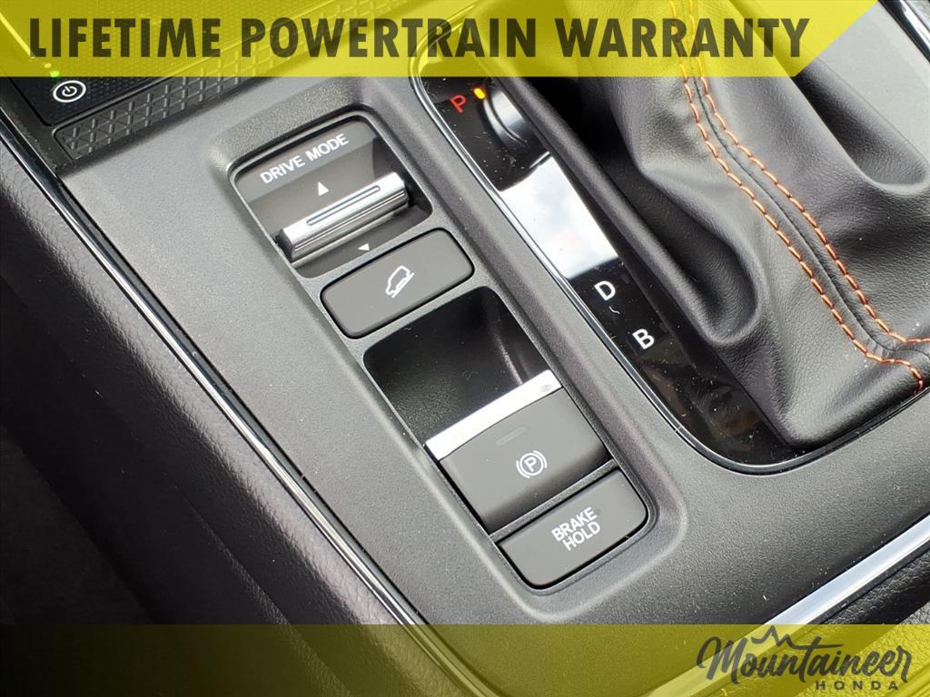 new 2026 Honda CR-V Hybrid car, priced at $41,675