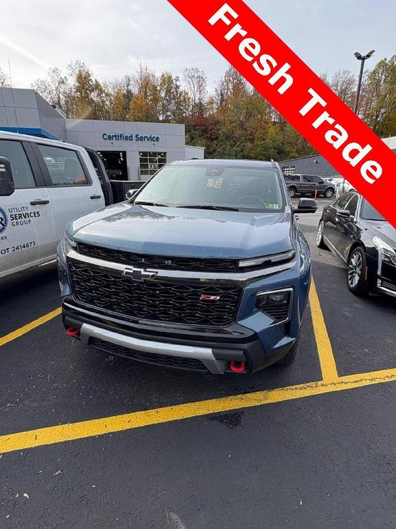 used 2024 Chevrolet Traverse car, priced at $44,500