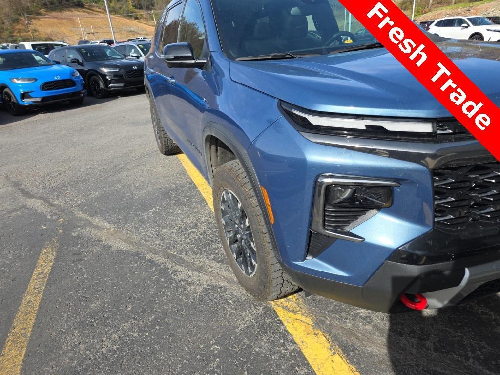 used 2024 Chevrolet Traverse car, priced at $44,500