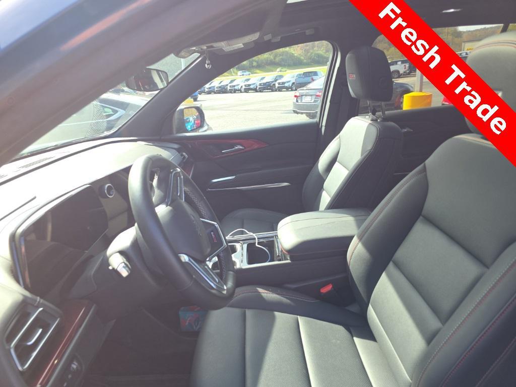 used 2024 Chevrolet Traverse car, priced at $44,500